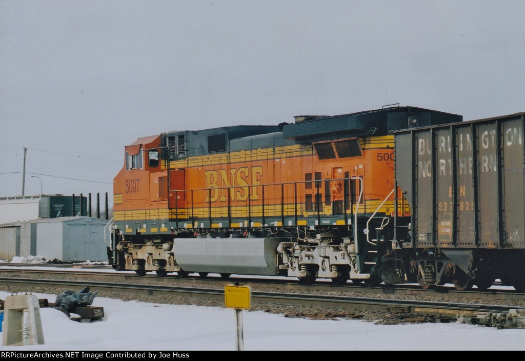 BNSF 5007 DPU